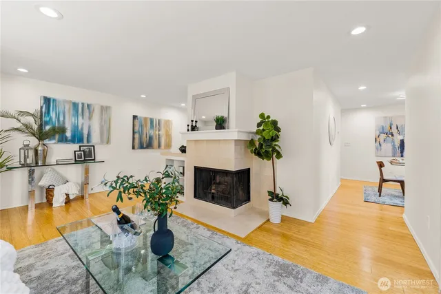 $850,000 | 1218 101st Place Northeast, Bellevue, WA 98004