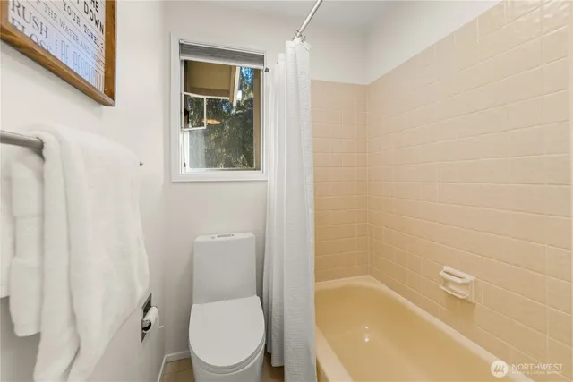 $850,000 | 1218 101st Place Northeast, Bellevue, WA 98004