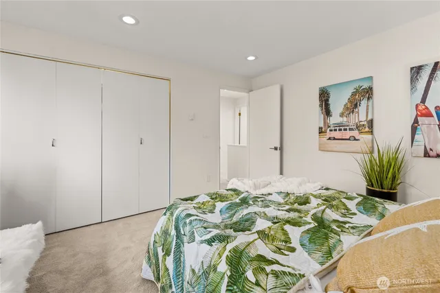 $850,000 | 1218 101st Place Northeast, Bellevue, WA 98004