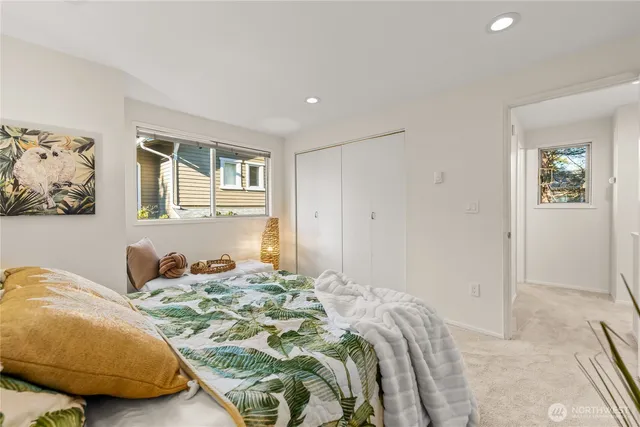 $850,000 | 1218 101st Place Northeast, Bellevue, WA 98004