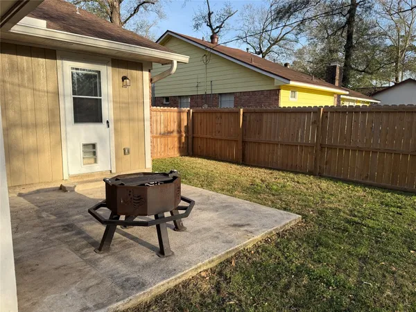 $227,000 | 109 Ponderosa Trail, Conroe, TX 77301