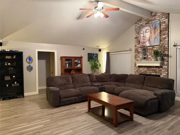 $227,000 | 109 Ponderosa Trail, Conroe, TX 77301