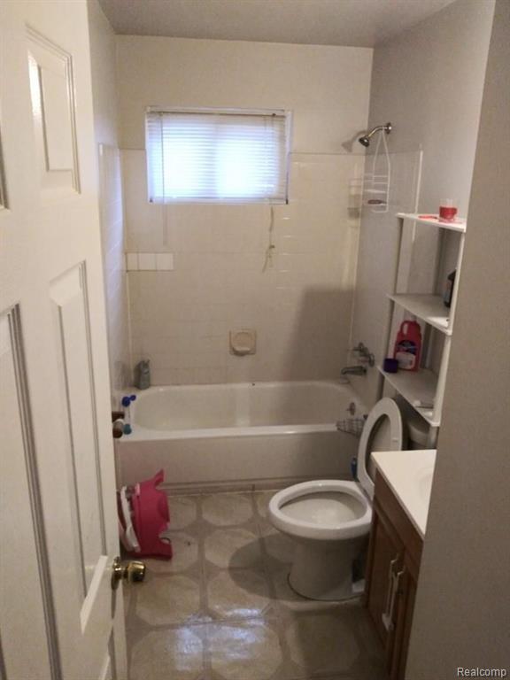 8716 Maxwell Avenue Warren, MI 48089 - Photo 21 of 30