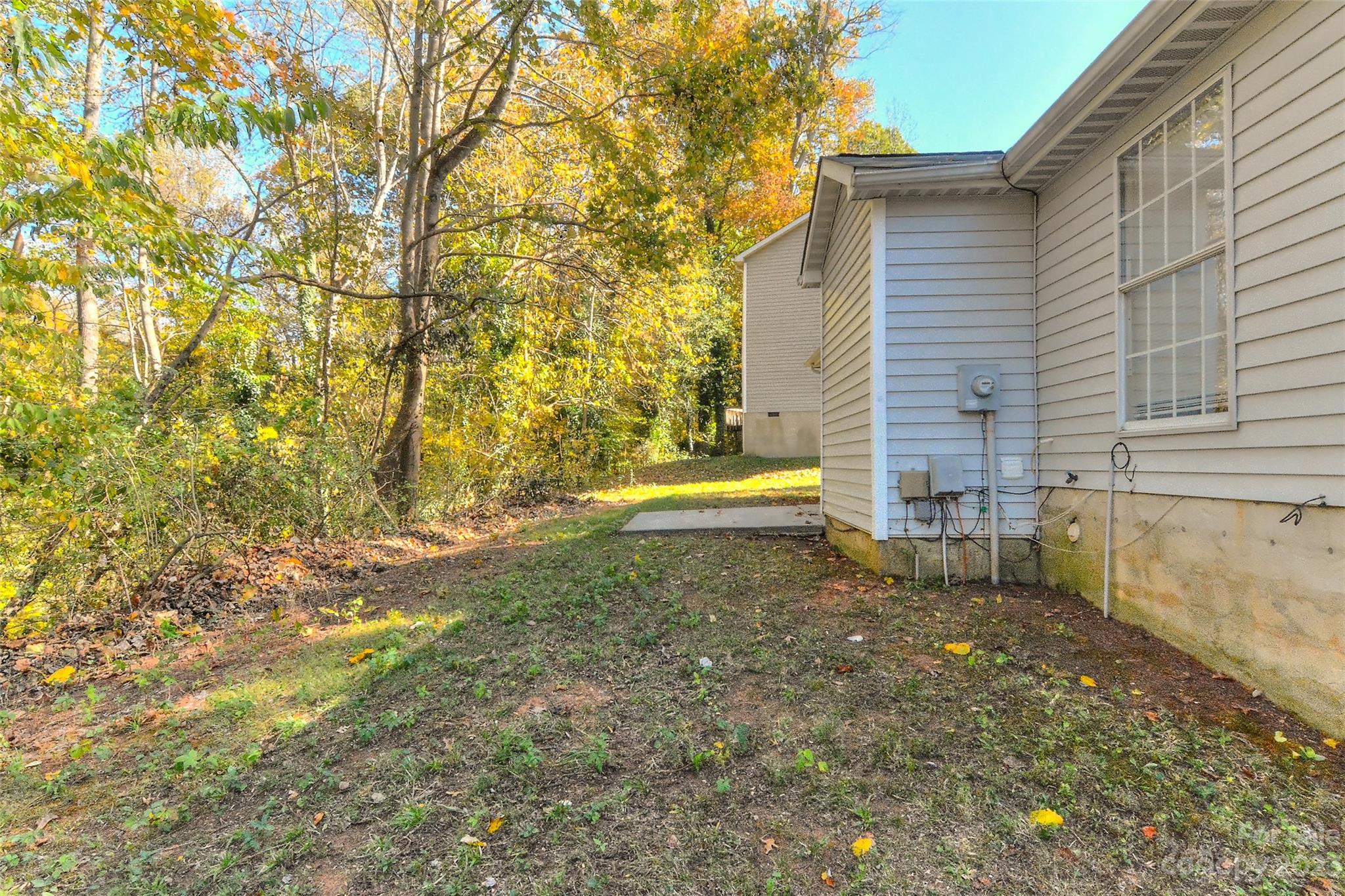 6836 Shiloh Ridge Lane Charlotte, NC 28212 - Photo 29 of 30 a view of a back yard of the house