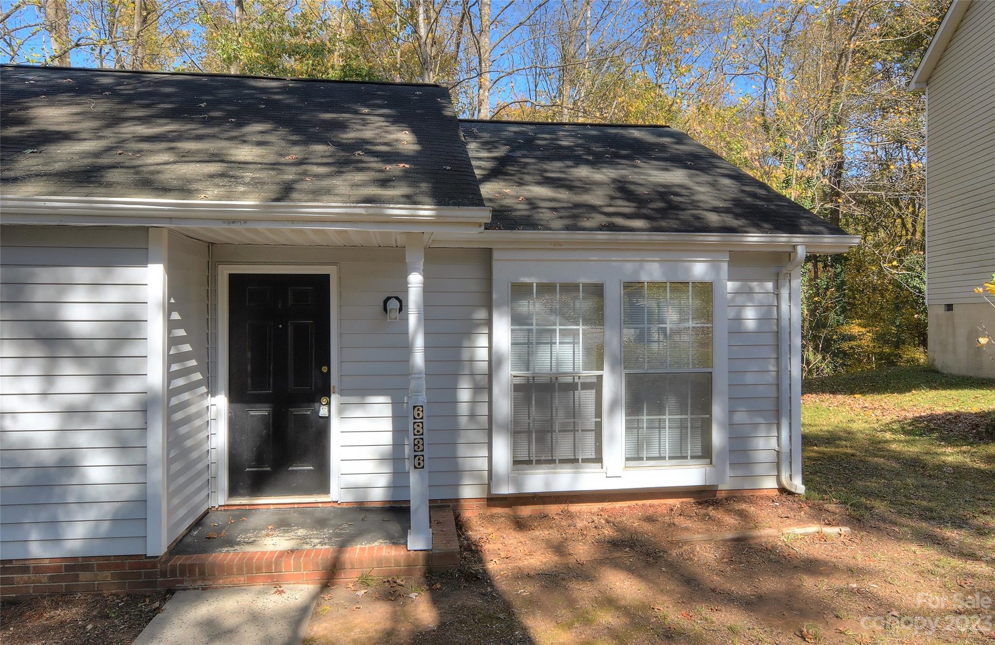 6836 Shiloh Ridge Lane Charlotte, NC 28212 - Photo 4 of 30 a view of a house with a outdoor space