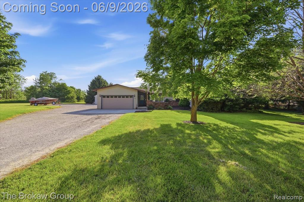 5461 North Henderson Road Davison, MI 48423 - Photo 6 of 64