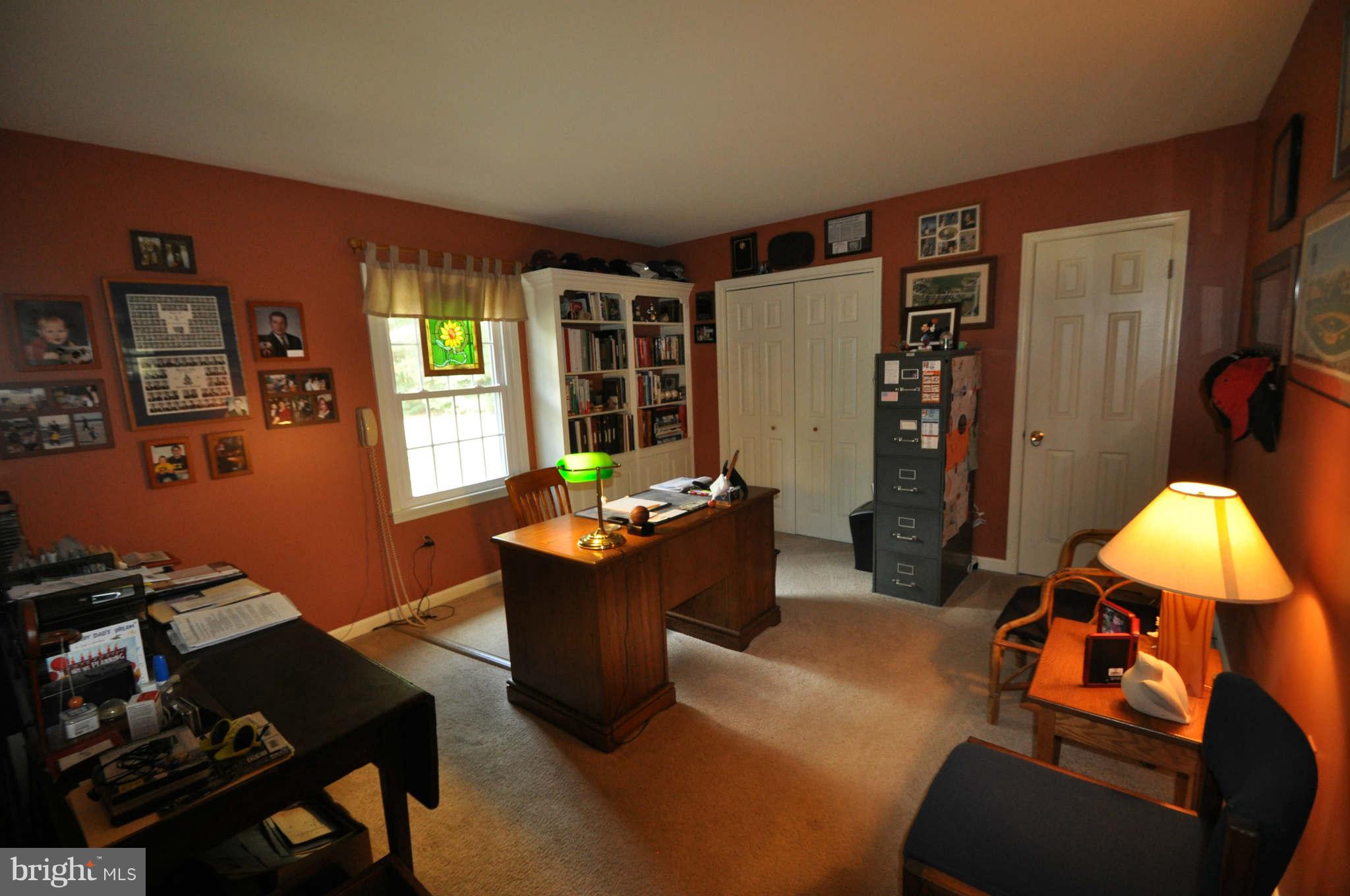 1198 Long Valley Road Westminster, MD 21158 - Photo 8 of 21 MAIN LEVEL BEDROOM CURRENTLY USED AS OFFICE