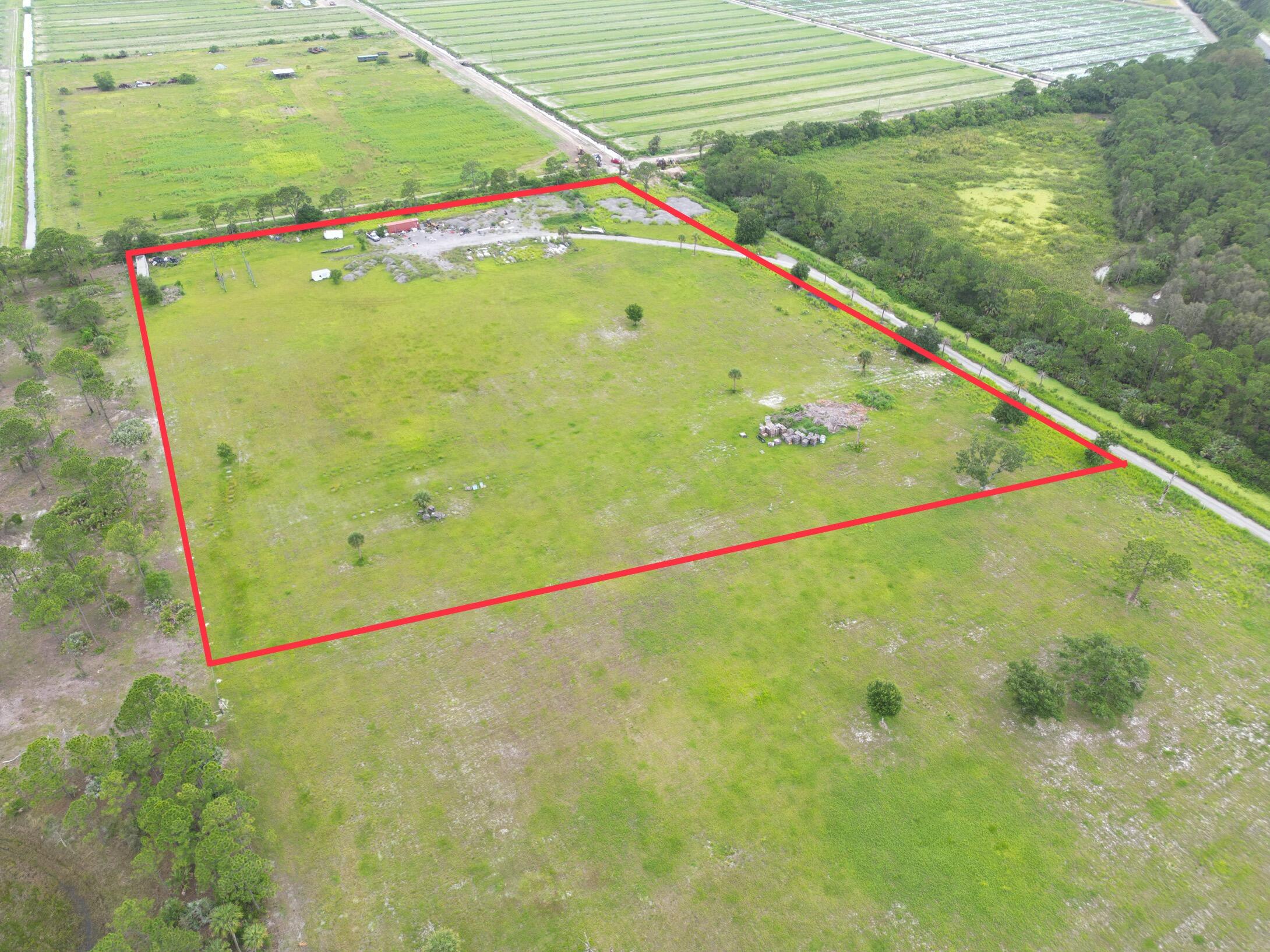 1375 North Ffa Road Fort Pierce, FL 34945 - Photo 8 of 14 F96DE145-811A-4782-BE72-EC47C7DD4B54