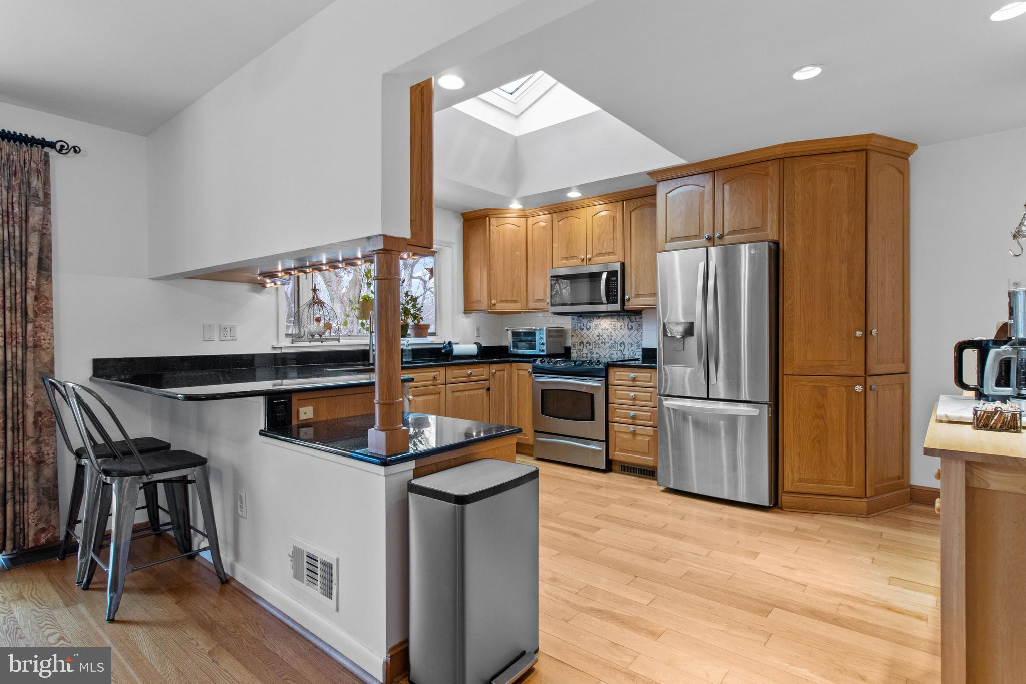 143 Ridgefield Road Newtown Square, PA 19073 - Photo 11 of 42 Stainless appliances!