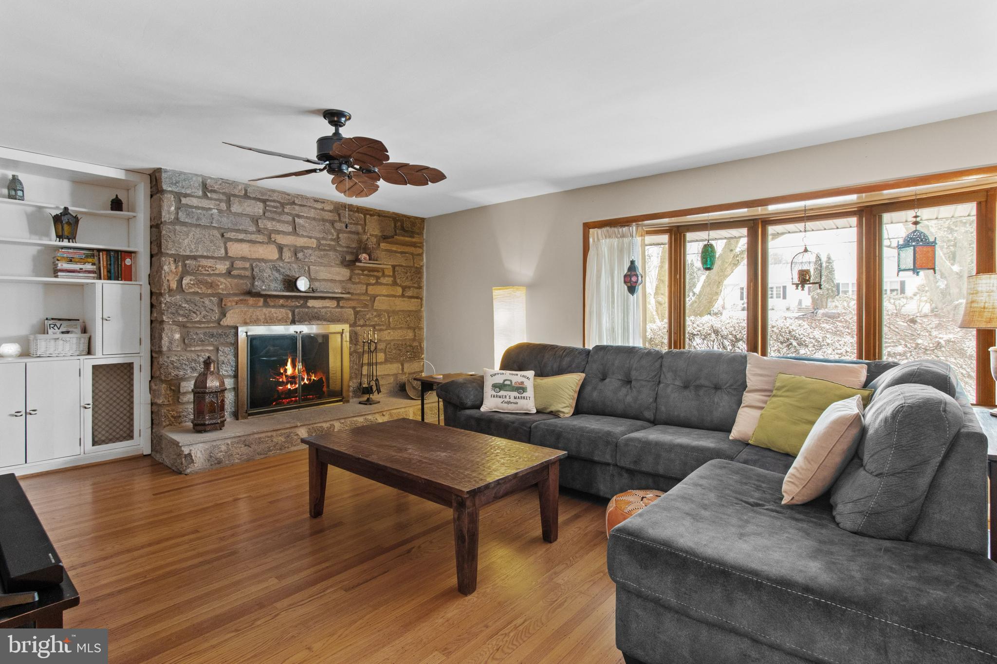 143 Ridgefield Road Newtown Square, PA 19073 - Photo 7 of 42 Beautiful bay windows!