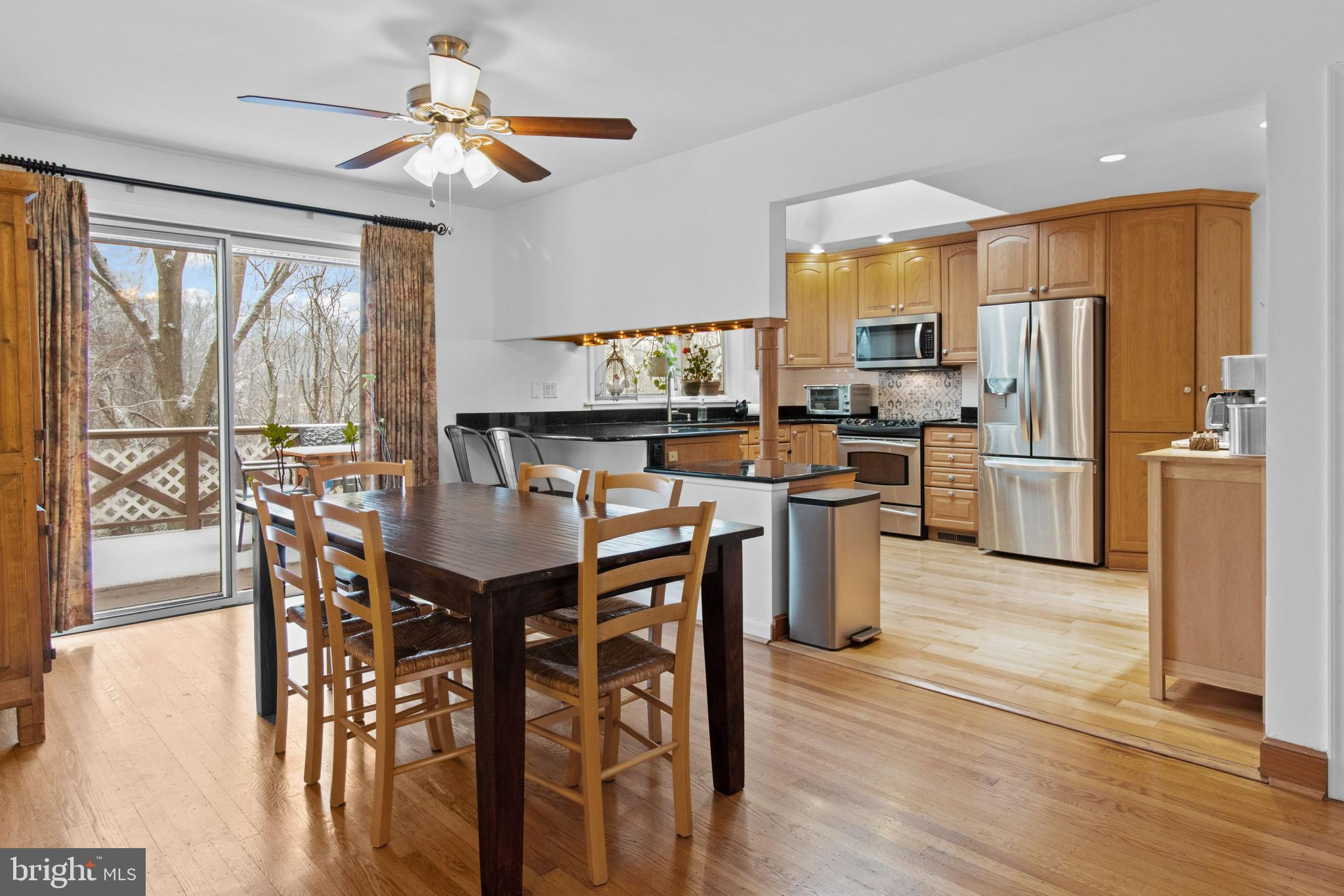 143 Ridgefield Road Newtown Square, PA 19073 - Photo 10 of 42 Large upgraded kitchen!
