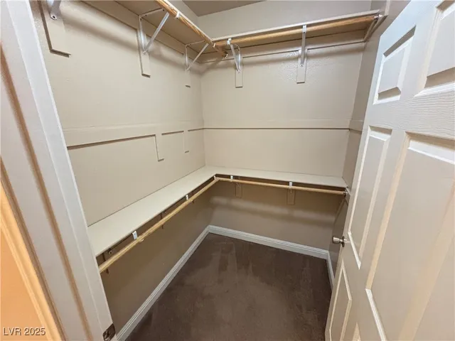 $1,495 | 5250 South Rainbow Boulevard, Unit 2040, Las Vegas, NV 89118