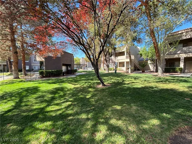 $1,495 | 5250 South Rainbow Boulevard, Unit 2040, Las Vegas, NV 89118