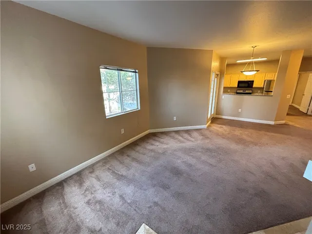 $1,495 | 5250 South Rainbow Boulevard, Unit 2040, Las Vegas, NV 89118