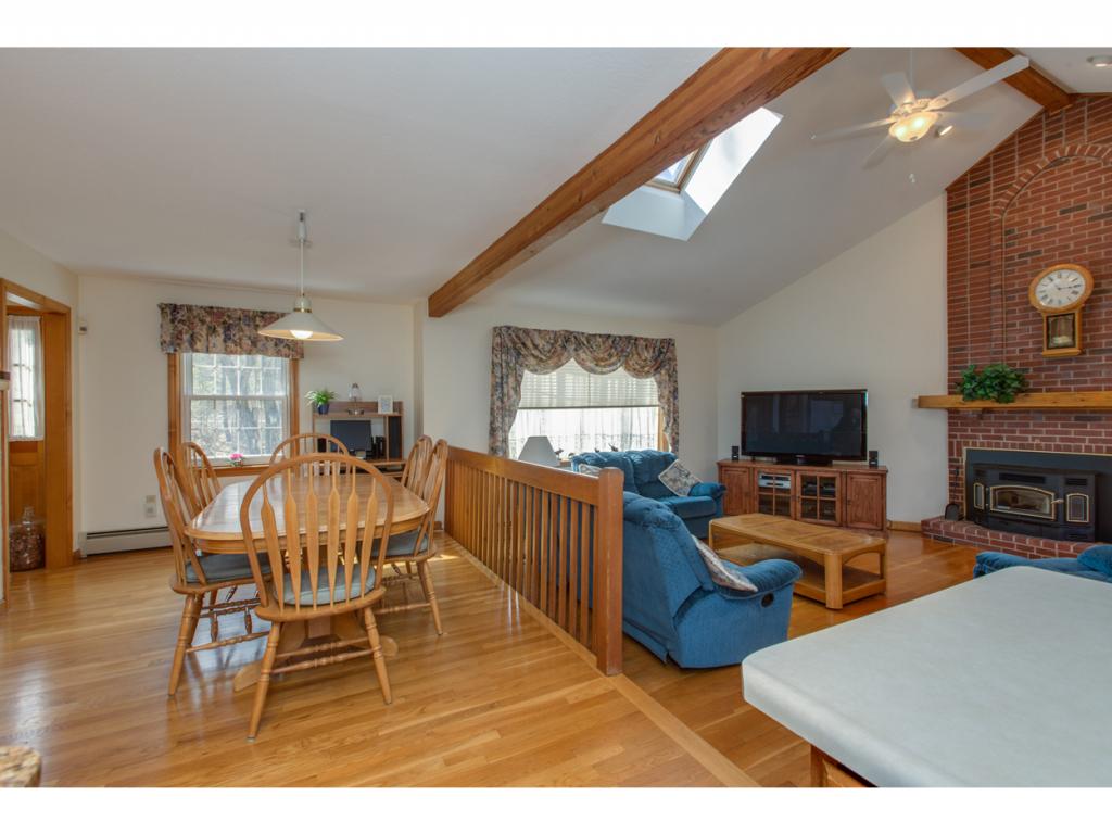 1220 Dunbarton Road Manchester, NH 03102 - Photo 11 of 36