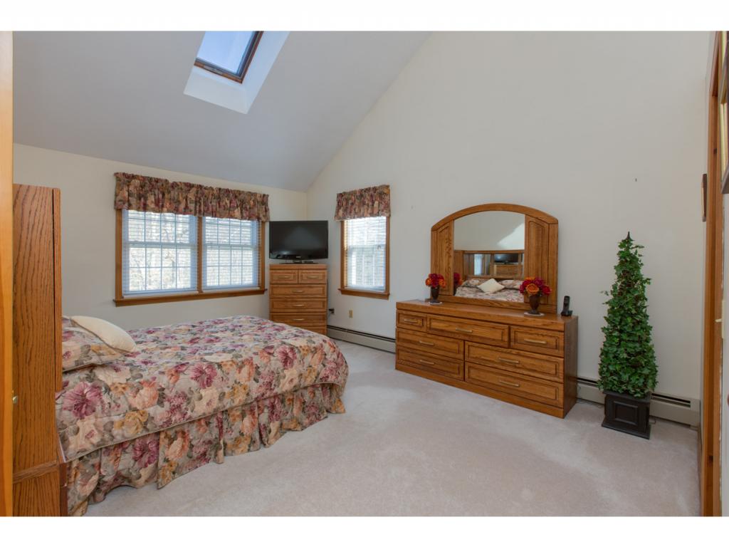 1220 Dunbarton Road Manchester, NH 03102 - Photo 20 of 36