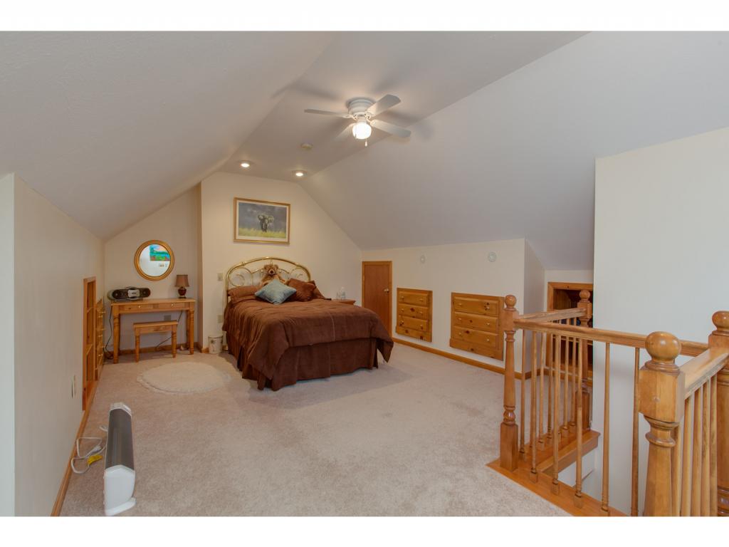 1220 Dunbarton Road Manchester, NH 03102 - Photo 22 of 36