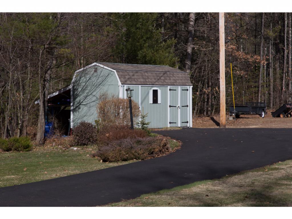1220 Dunbarton Road Manchester, NH 03102 - Photo 29 of 36