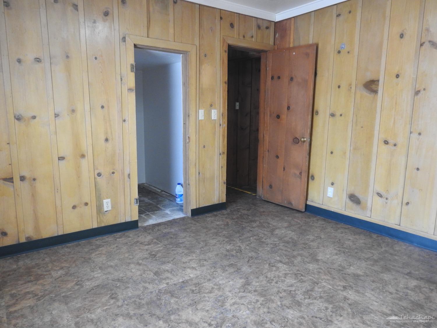116 West E Street Tehachapi, CA 93561 - Photo 17 of 36 Gallery Image 17
