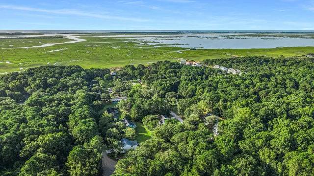 $824,900 | 973 Bellas Lane, Awendaw, SC 29429