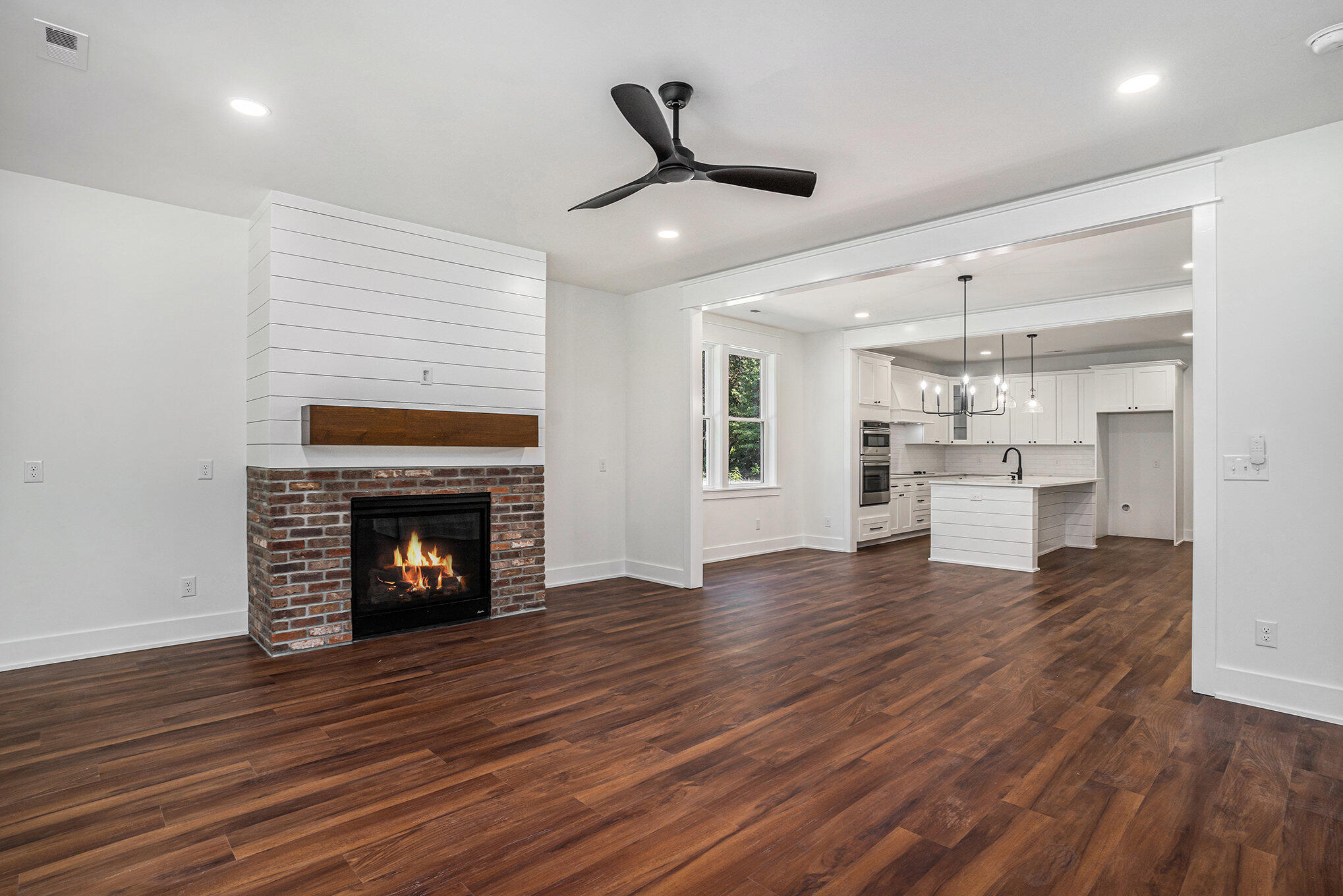 973 Bellas Lane Awendaw, SC 29429 - Photo 5 of 39 dsc04069_834