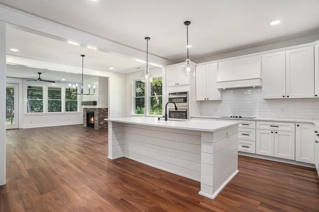 $824,900 | 973 Bellas Lane, Awendaw, SC 29429