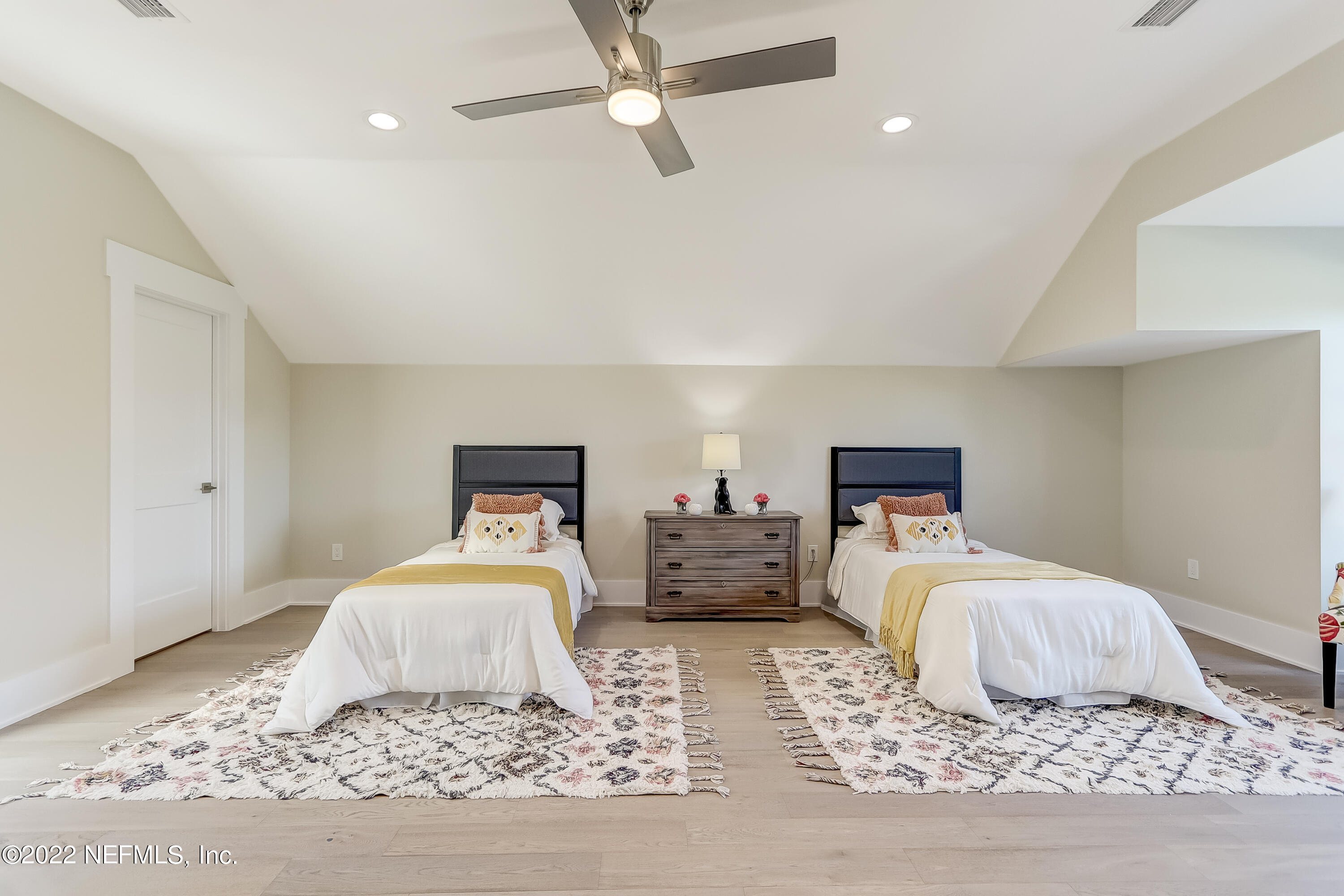 8494 Stables Road Jacksonville, FL 32256 - Photo 54 of 107 Bold City Staging Jacksonville (44)