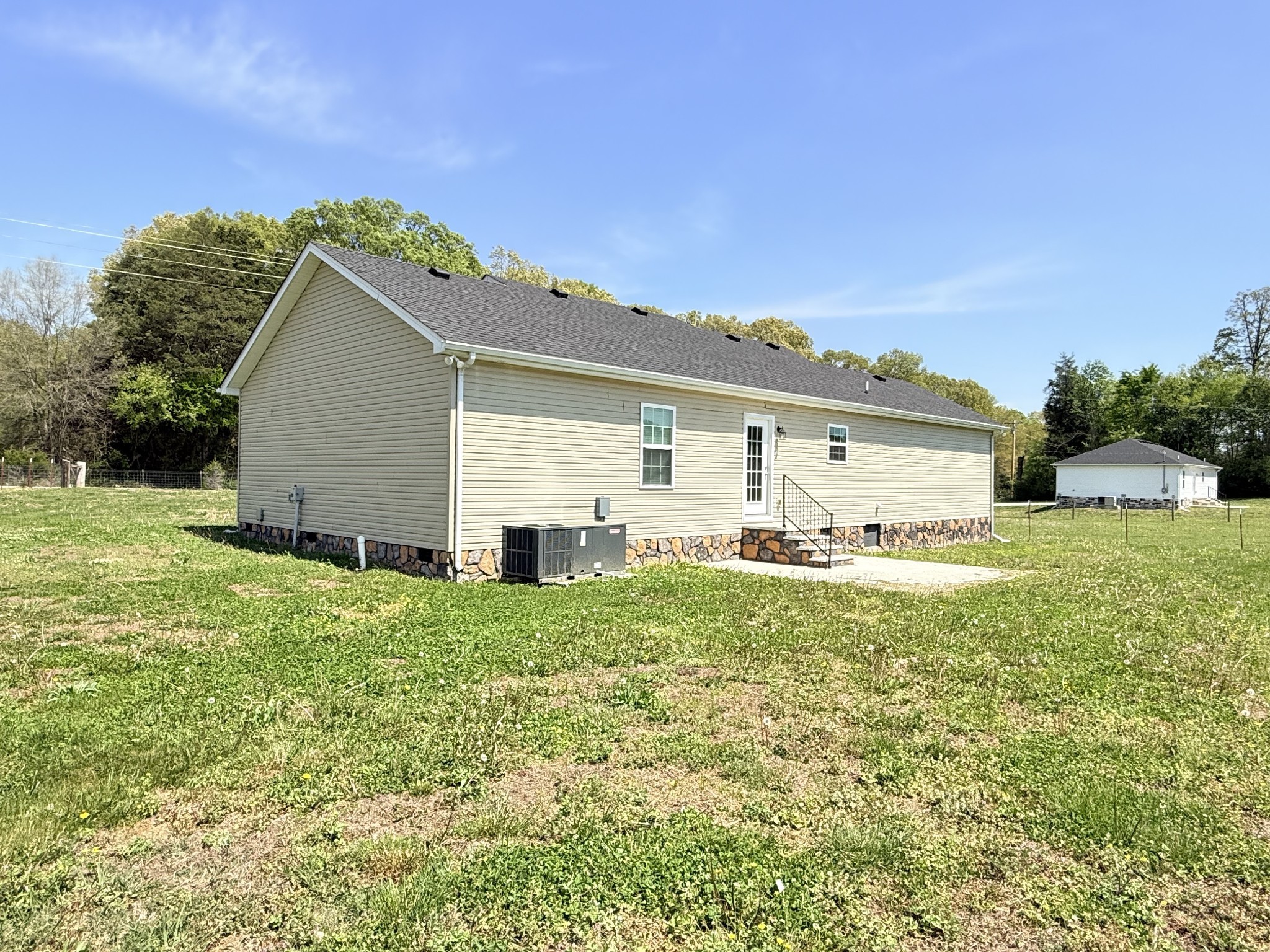 1151 Hurricane Road Tullahoma, TN 37388 - Photo 3 of 13