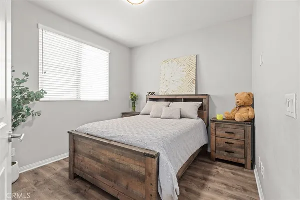 $700,000 | 14840 West Maple Terrace, Los Angeles, CA 91402