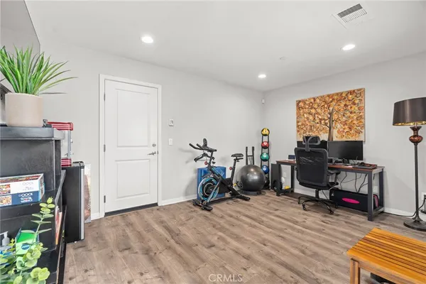 $700,000 | 14840 West Maple Terrace, Los Angeles, CA 91402