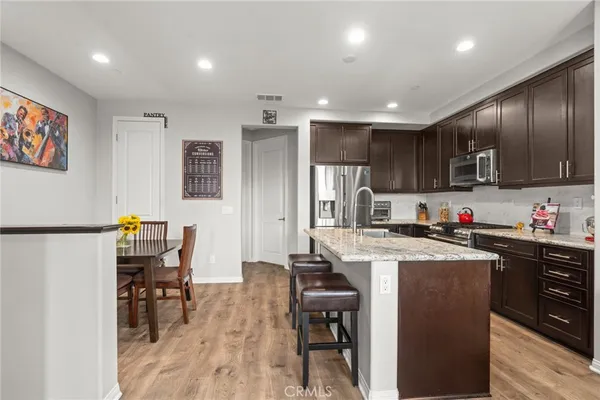 $700,000 | 14840 West Maple Terrace, Los Angeles, CA 91402