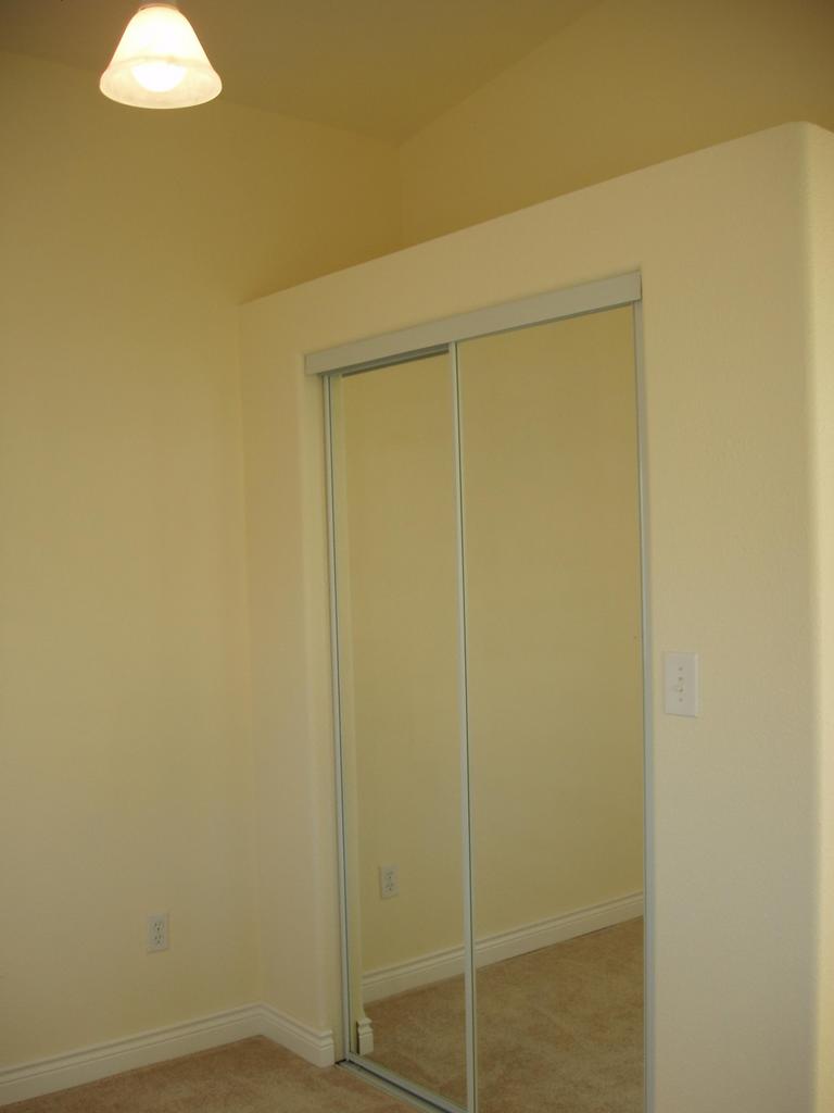 14840 Summitview Ext Road Yakima, WA 98908 - Photo 18 of 19 a bathroom with a shower