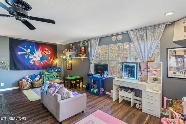 $299,900 | 3607 Airport Road, Rockwood, TN 37854