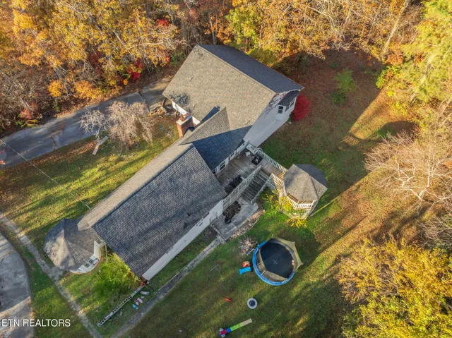 $299,900 | 3607 Airport Road, Rockwood, TN 37854