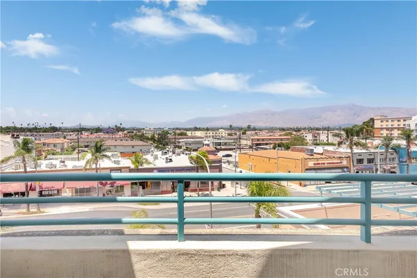 $939,000 | 580 West Main Street, Unit 323, Alhambra, CA 91801