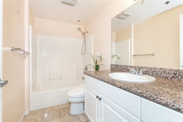 $939,000 | 580 West Main Street, Unit 323, Alhambra, CA 91801