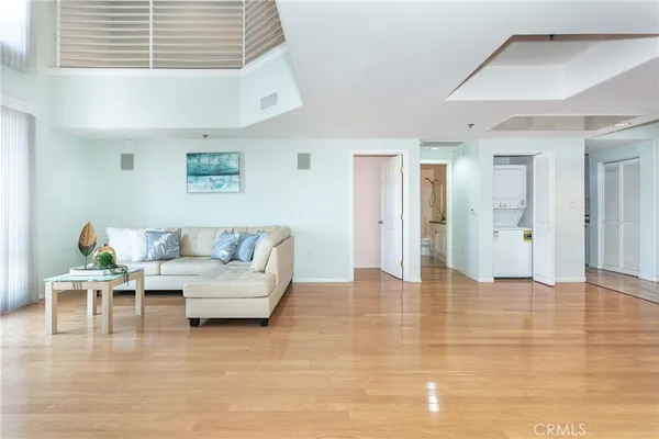 $939,000 | 580 West Main Street, Unit 323, Alhambra, CA 91801