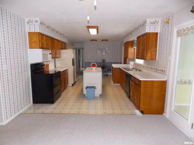 $174,900 | 1722 Frazier Avenue, Centralia, IL 62801