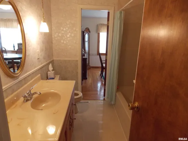 $174,900 | 1722 Frazier Avenue, Centralia, IL 62801