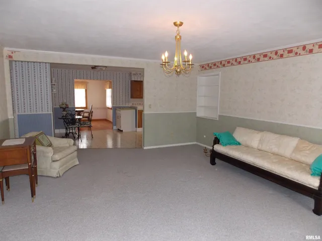 $174,900 | 1722 Frazier Avenue, Centralia, IL 62801