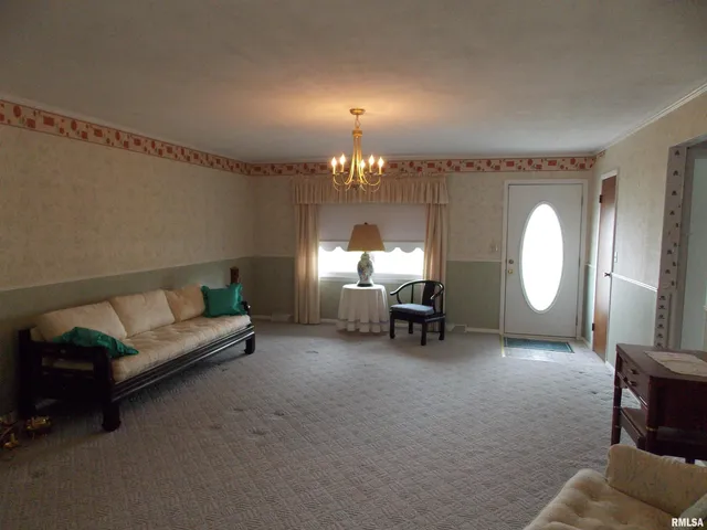 $174,900 | 1722 Frazier Avenue, Centralia, IL 62801