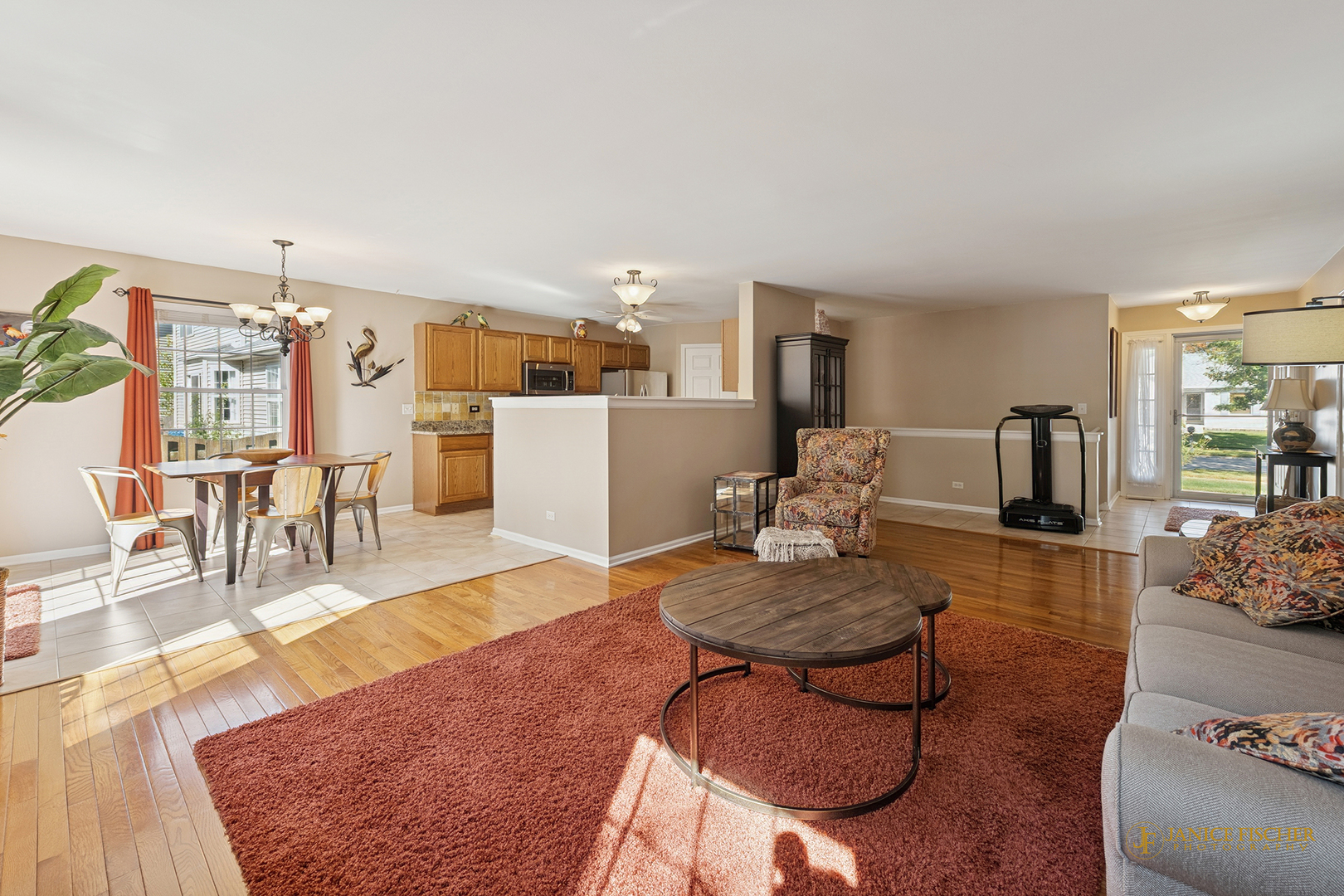 5438 Danbury Circle Lake In The Hills, IL 60156 - Photo 3 of 23