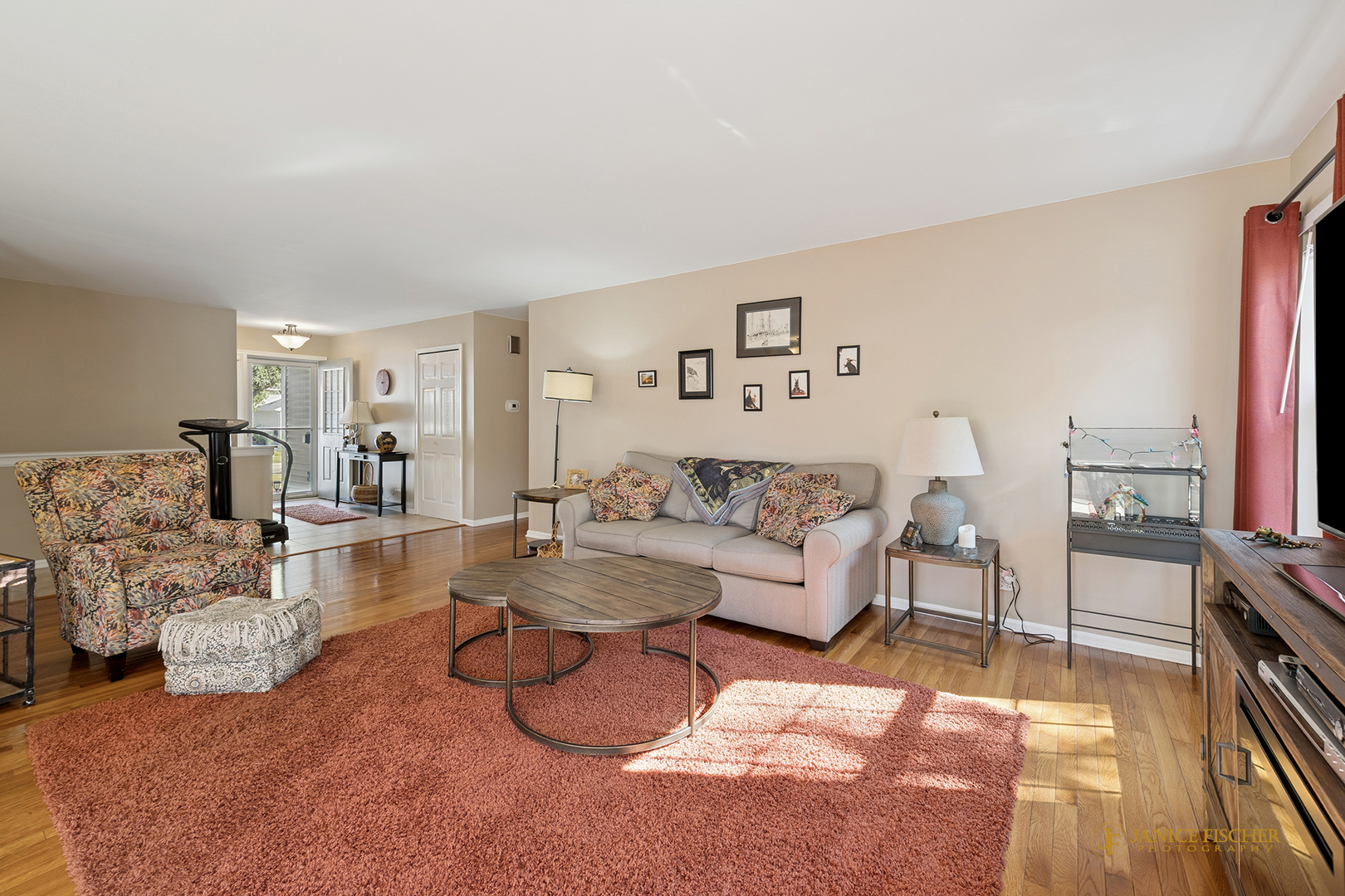 5438 Danbury Circle Lake In The Hills, IL 60156 - Photo 4 of 23