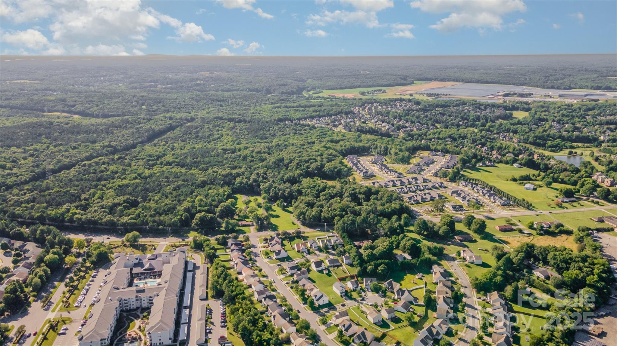 14035 Eastfield Road Huntersville, NC 28078 - Photo 3 of 6 a view of a city