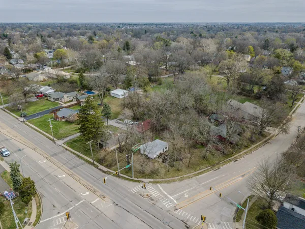 $100,000 | 600 North Main Street, Normal, IL 61761