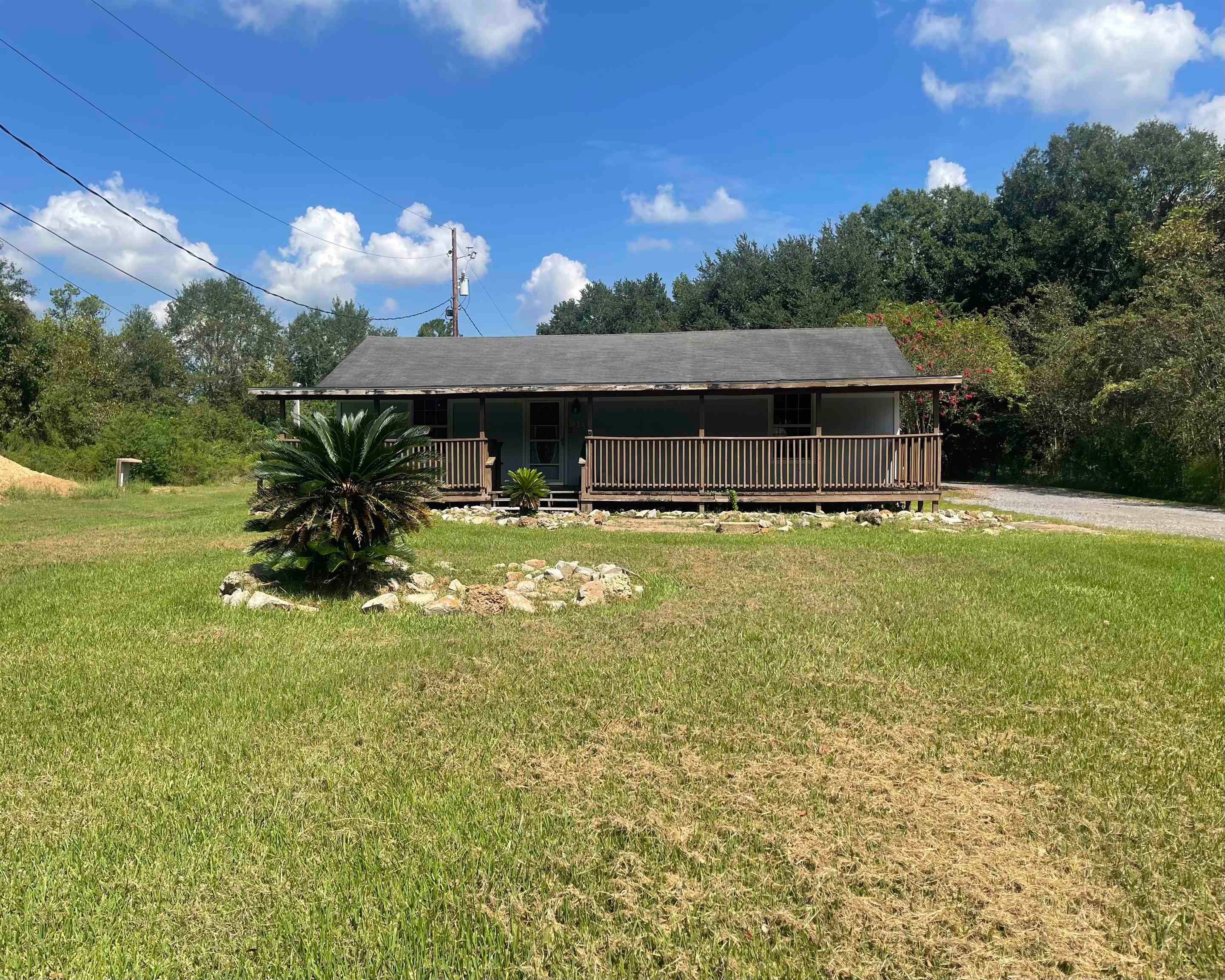 635 Spoonemore Road Vidor, TX 77662 - Photo 1 of 22 Gallery Image 1