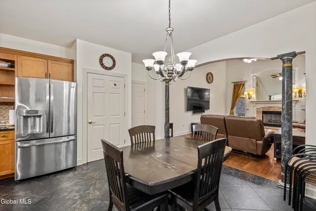 $749,900 | 2027 Dobie Lane, Guilderland, NY 12303