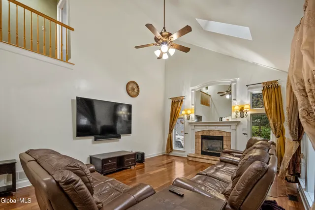 $749,900 | 2027 Dobie Lane, Guilderland, NY 12303