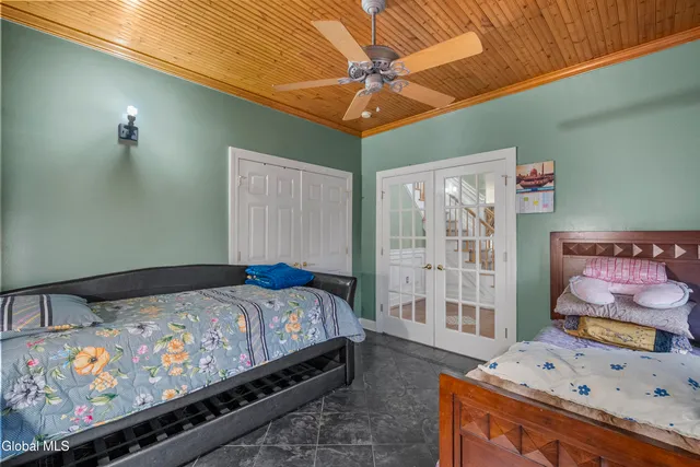 $749,900 | 2027 Dobie Lane, Guilderland, NY 12303