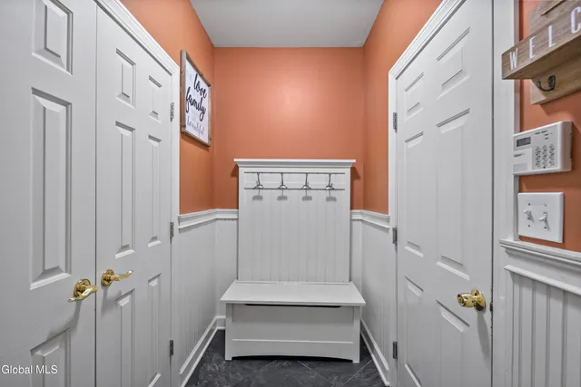 $749,900 | 2027 Dobie Lane, Guilderland, NY 12303